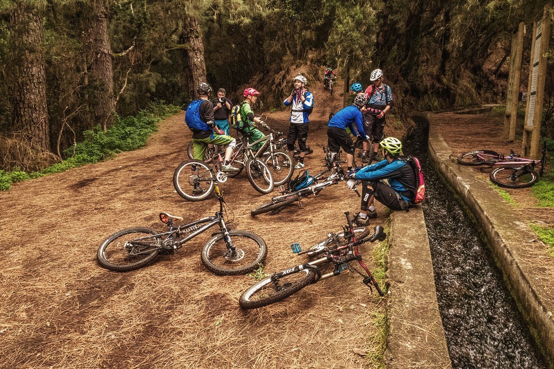 Begeisterung fürs Biken ist eine gute Voraussetzung für den Job in einer MTB Redaktion. Begeisterung fürs Biken ist eine gute Voraussetzung für den Job in einer MTB Redaktion.