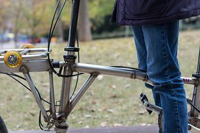 Die Hauptelemente des Brau Cycle sind in der Fahrposition durch das Eigengewicht arretiert.