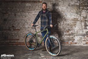 Alex ist der Gründer von Portus Cycles und hat uns das Grav Karl zu den Craft Bike Days mitgebracht.