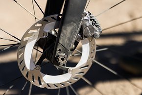 Auch die neuen GRX-Schaltungen bedienen ausschließlich hydraulische Disc-Bremsen.
