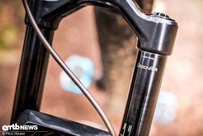 贅沢品 【4/30までお値下げ中‼︎】ROCKSHOX RC DOMAIN パーツ - maxime