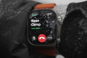Telefonieren immer und überall – mit der neuen Apple Watch Ultra mit LTE und verbessertem GPS soll das kein Problem mehr sein.