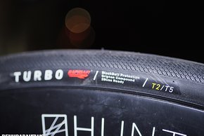 Alle S-Works Turbo Reifen besitzen die neue T2/T5 Gummimischung