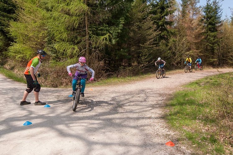 MTB / E-MTB-Fahrtechnikkurs ‚Trail & Ride 1′ – Düsseldorf